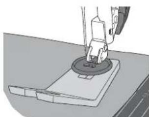 SINGER Featherweight C240 - Sew on a Button - 2