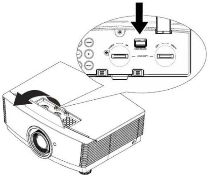 ACER LV-X01 - 從投影機卸下現有的鏡頭 - 1