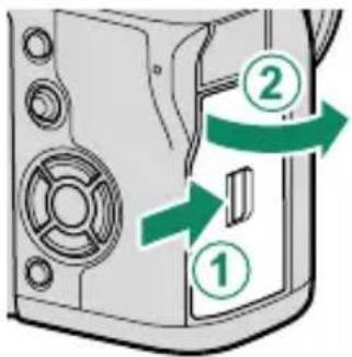 FUJI X-T3 - Ouvrez le couvercle des logements des cartes mémoire. - 1