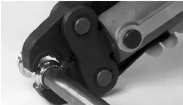 RIDGID ProPress XL-C - Pressing the Connection with a Jaw Set - 1