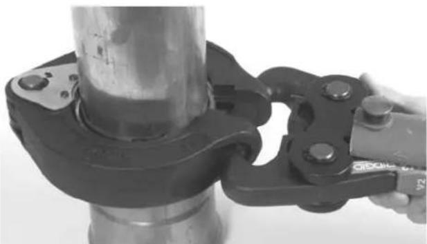 RIDGID ProPress XL-C - Sellado de una conexión empleando un aro y un accionador - 4