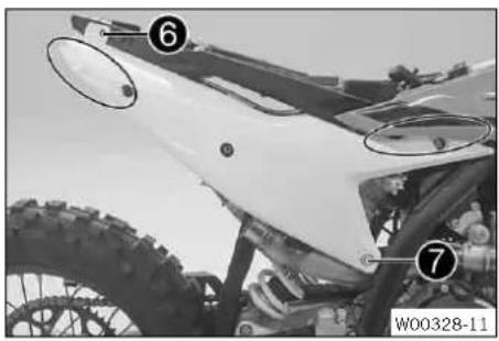 KTM 500 EXC-F (2024) - Monter l'amortisseur - 3