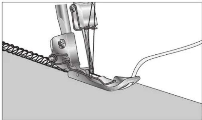 SINGER SE017 - Overlock avec cordonnet - 1