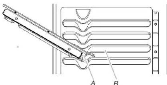 KITCHENAID KSIS730PSS - Insertion de la grille déployante - 1