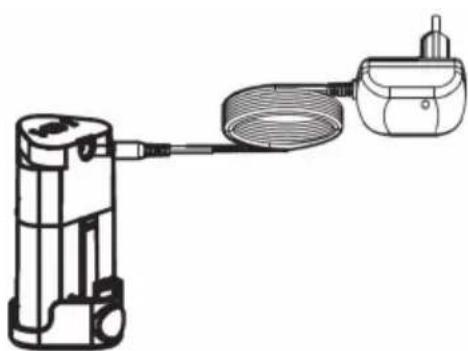 Westfalia 937373 - Charging the Battery - 1