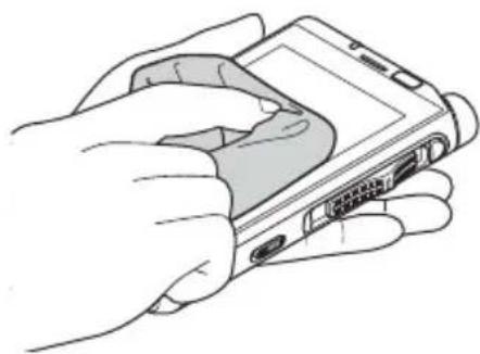 OLYMPUS VoiSquare DS F1 - Essuyez doucement l'appareil. - 1