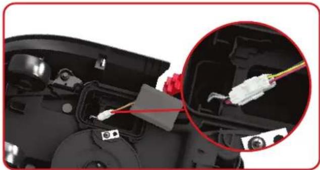 KRESS Mission 1500 KR122E - Si vous devez changer la batterie, précédez de la manière suivante. - 4
