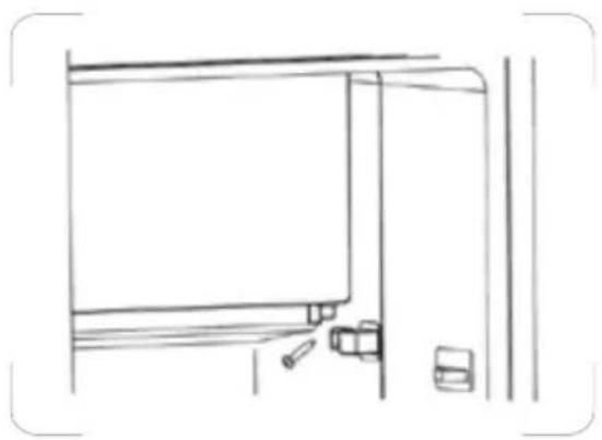 PROLINE TTR1200WH - Reversing the freezer compartment door - 1