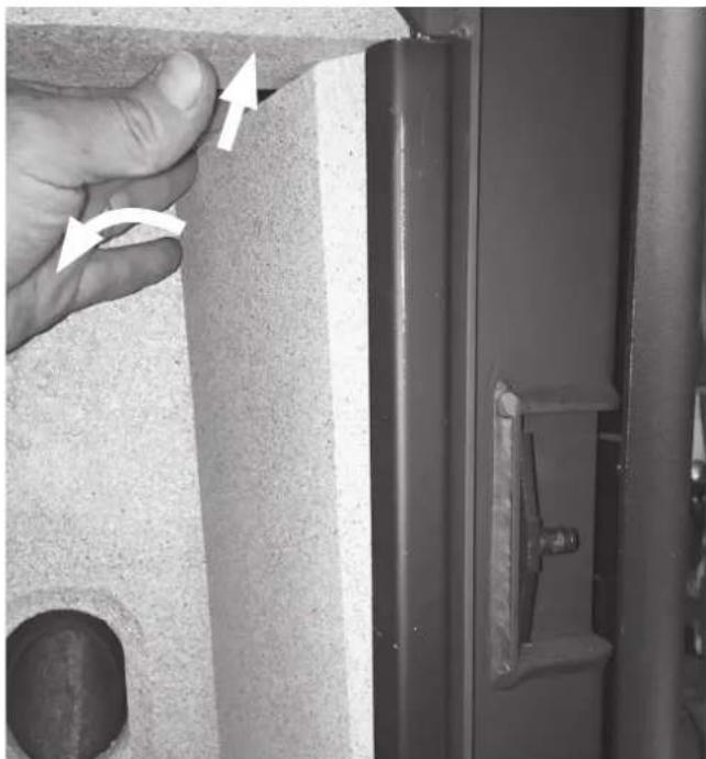JUSTUS Canis XL II - Démontage de l'habillage de la chambre de combustion - 2
