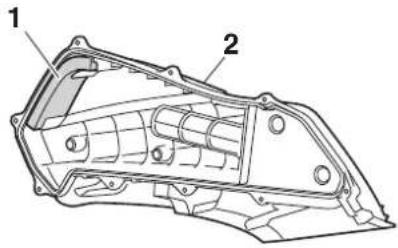 YAMAHA XMAX300 (2023) - Remplacement de l'élément de filtre à air et de l'élément de filtre à air secondaire et nettoyage de l'élément de préfiltre à air - 4