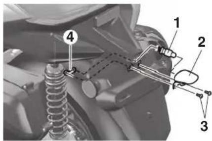 YAMAHA XMAX300 (2023) - Remplacement de l'ampoule d'éclairage de la plaque d'immatriculation - 1