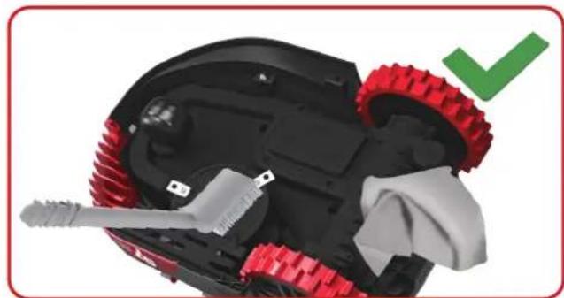 KRESS Mission Nano 600 KR101E - Limpie las patillas de los contactos y las regletas de carga - 1