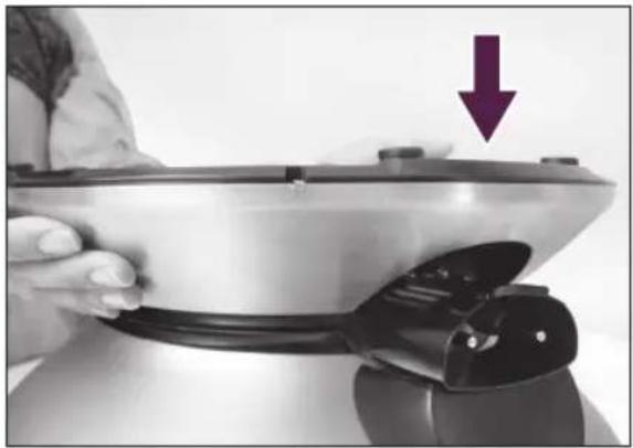 BREVILLE Hot Wok BEW600XL - Pour verrouiller le socle pour la cuisson: - 1