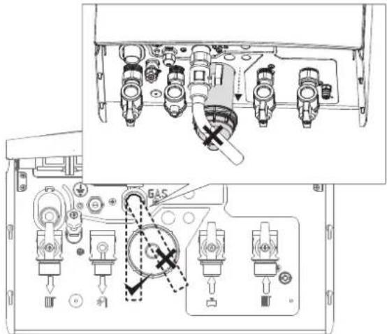 Technical diagram showing internal components of a gasifier with labeled parts and directional arrows indicating flow or movement.