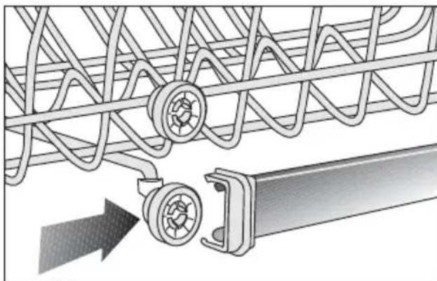 BEKO BDIN38440 - Réglage en hauteur du panier vide - 3