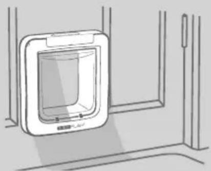 SureFlap Microchip Pet Door Connect - Innen oder draußen - 1