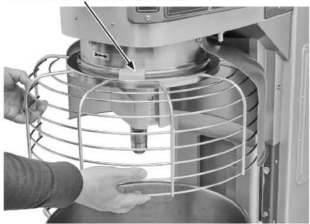 Hobart HL800 - Remove and Clean Wire Cage (Fig. 14) - 1
