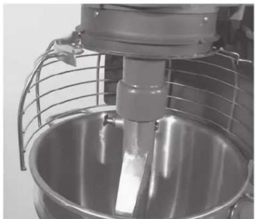 Hobart Legacy+ HL400 - WIRE CAGE (Fig. 11) - 3