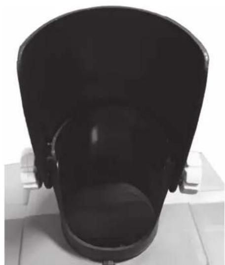 Earthwise SN71018 - INSTALLING CHUTE DEFLECTOR - 5