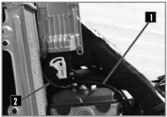 Sherco 500 SEF (2024) - REINSTALLING THE FUEL TANK - 1