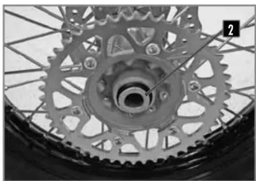 Sherco 500 SEF (2024) - REINSTALLING THE REAR WHEEL - 2