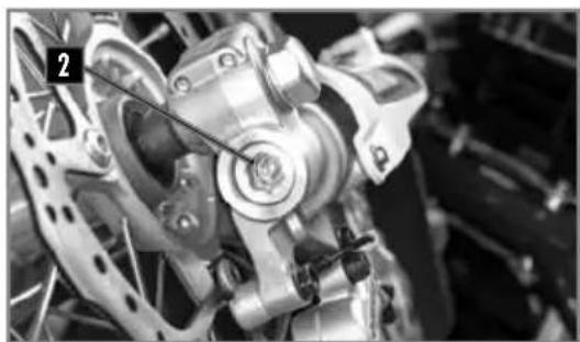 Sherco 500 SEF (2024) - REGLAJE DE LA DESCOMPRESION DE LA HORQUILLA - 1