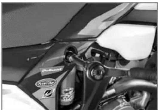 Sherco 500 SEF (2024) - AJUSTE DE LA COMPRESION ALTA VELOCIDAD DEL AMORTIGUADOR - 1