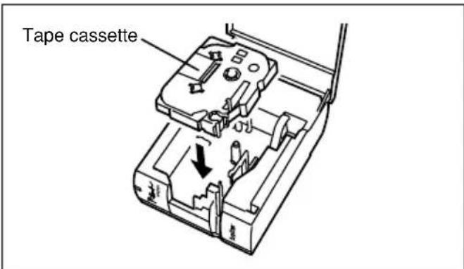 BROTHER P-Touch PT-2420PC - Changing the tape cassette - 2