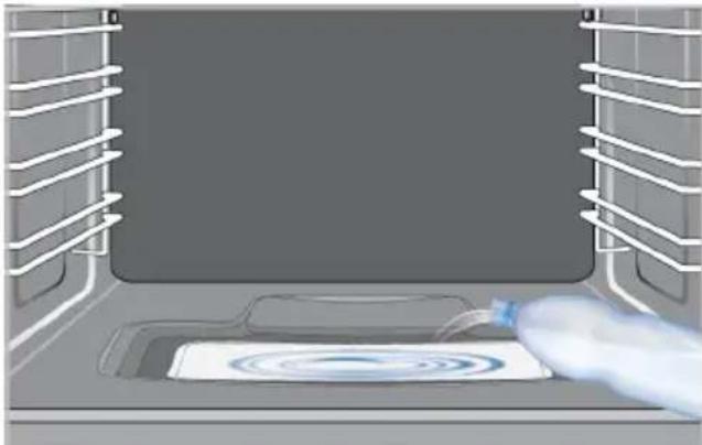 BEKO BBIS13300DXPSE - Cleaning the water pool on the base of the oven - 1
