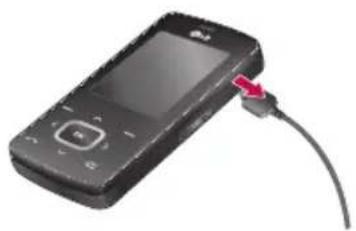 LG Chocolate TG800 - Disconnecting the charger - 1