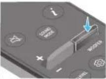 SAMSUNG HW-Q810GC - Einlegen der Batterien vor der Verwendung der Fernbedienung (AAA-Batterien X 2) - 14