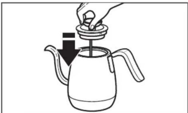 KITCHENAID KEK1032 - FILLING THE PRECISION KETTLE WITH WATER - 2