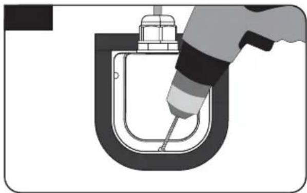 Selfsat Snipe Platinum - Cable holder installation 2 - 3
