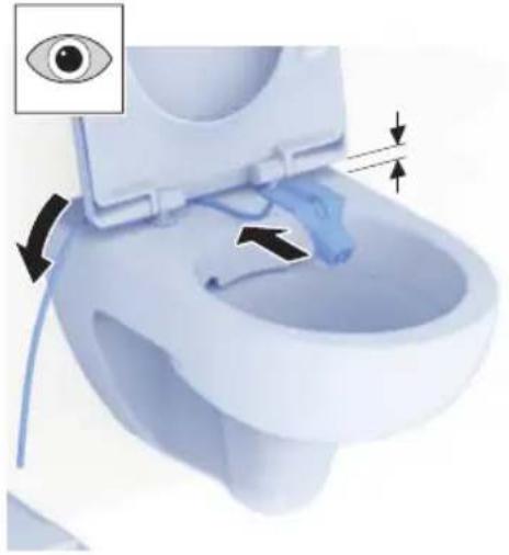 GEBERIT AquaClean Cama - Schliessen Sie den Wassertank wieder mit dem Deckel, damit keine Unreinheiten in den Wassertank gelangen. - 2