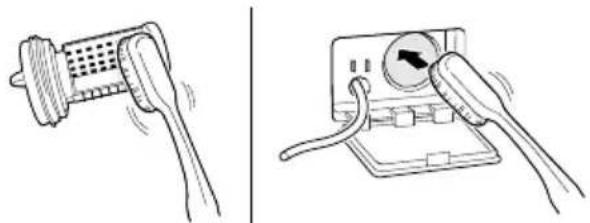 LG F51P12B - Nettoyer le filtre de la pompe de vidange et exécuter une évacuation d'eau d'urgence - 4