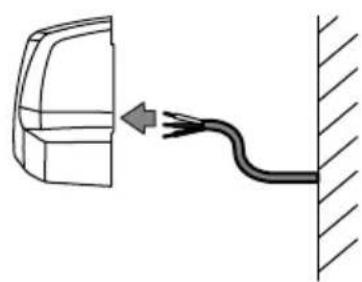Diagram showing a vehicle head connected to a cable with an arrow indicating direction (no text or symbols)