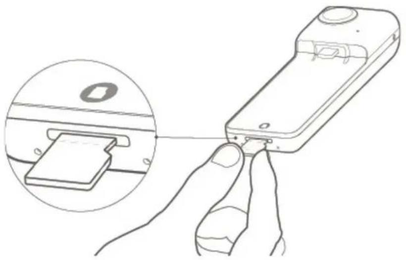 INSTA360 NANO - Installer la carte SD - 1