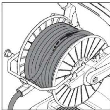 NILFISK MC 5 - Enroulement du flexible et rangement de la lance - 1