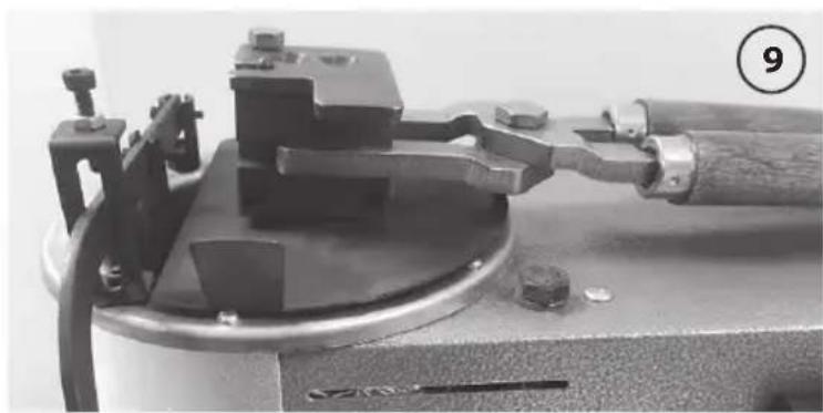 RCBS Pro Melt 2 - Bullet Mould Rest Adjustment - 9