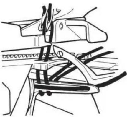 SINGER Heavy Duty HD0400S - CÓMO RETIRAR E INSERTAR AGUJAS - 7