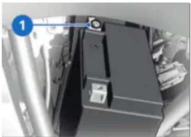 BMW R 1250 RT (2023) - Débranchement incorrect de la batterie - 2