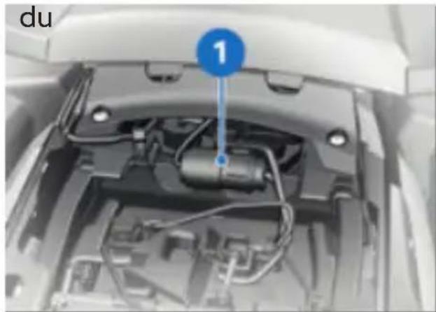 BMW K 1600 GTL (2023) - Dépose du topcase - 1