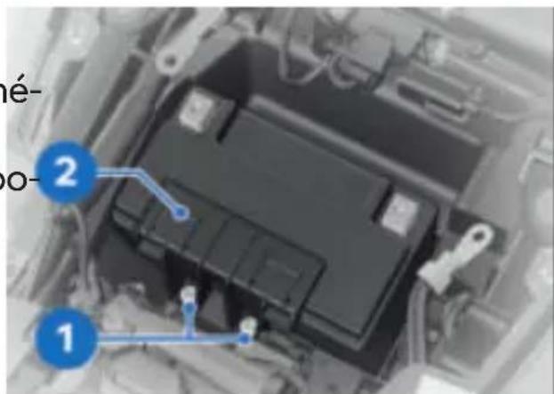 BMW K 1600 GTL (2023) - Dépose de la batterie - 1