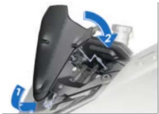 BMW S 1000 RR (2023) - Poser le rétroviseur - 6