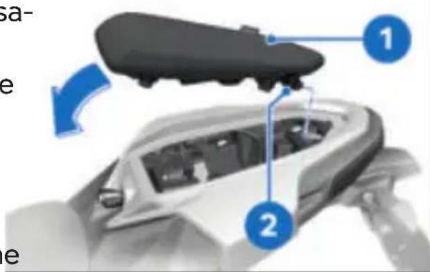 BMW S 1000 RR (2023) - Pose de la selle passager - 1