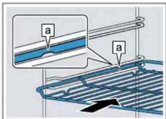BOSCH HBG7341B1 - Insérer les accessoires dans le compartiment de cuisson - 1