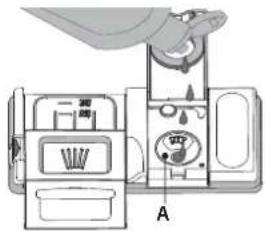 WHIRLPOOL W2I HD526 A - FILLING THE RINSE AID DISPENSER - 2