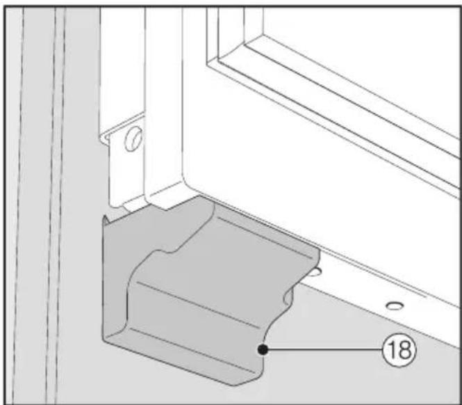 MIELE F 2813 Vi - Monter l'équerre de fixation - 5