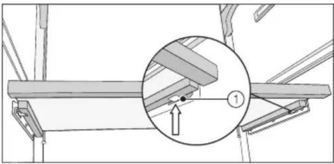 MIELE F 2813 Vi - Retirer la tablette au-dessus de la fabrique à glaçons - 1