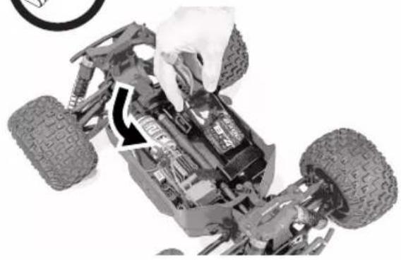 ARRMA TYPHON 4X4 V3 MEGA - FULLY CHARGED BATTERIES - 5